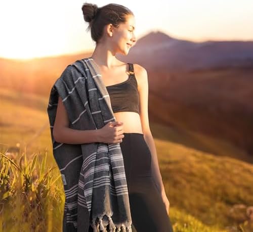 Oversized 71x39 Turkish Beach Towel - Soft Quick-Dry Sustainable