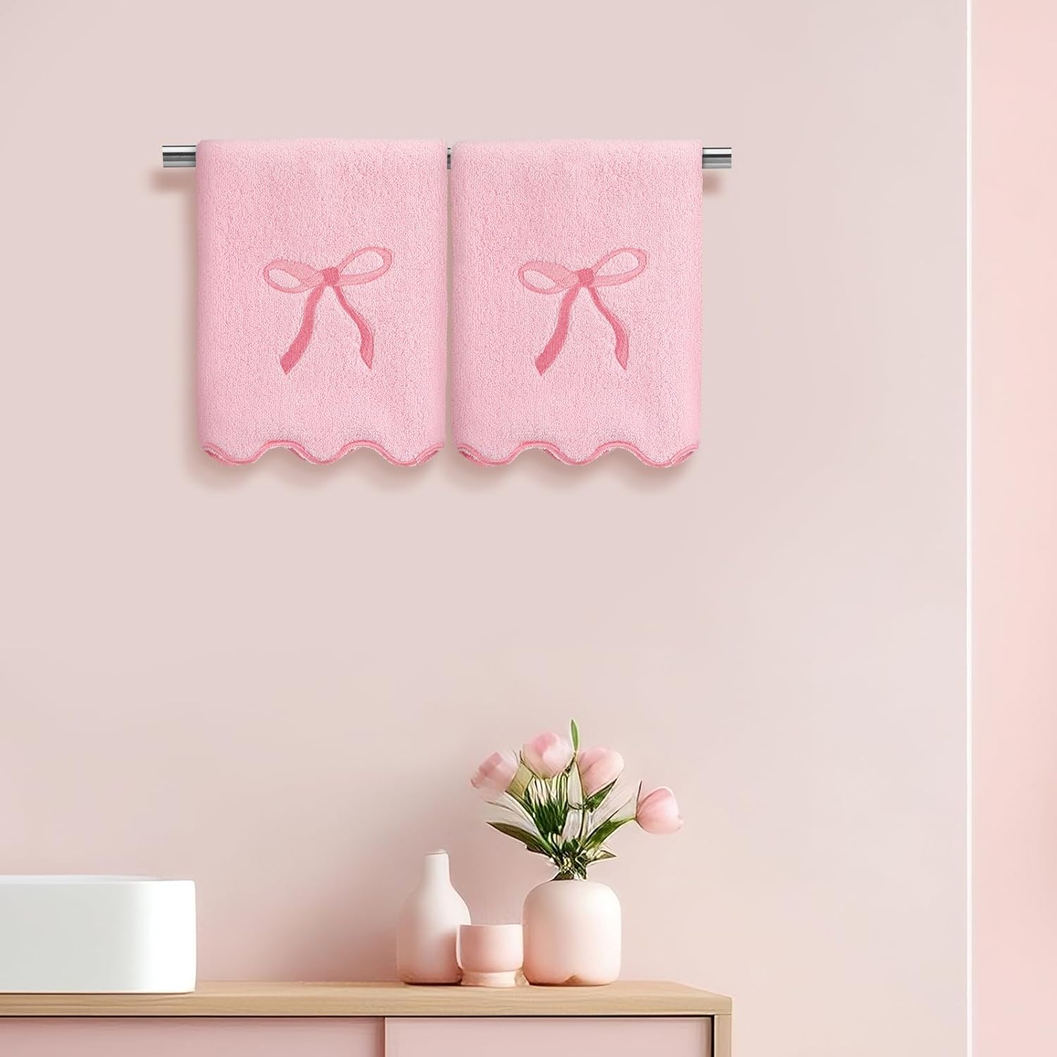 Scalloped Pink Bow Towels 12x18