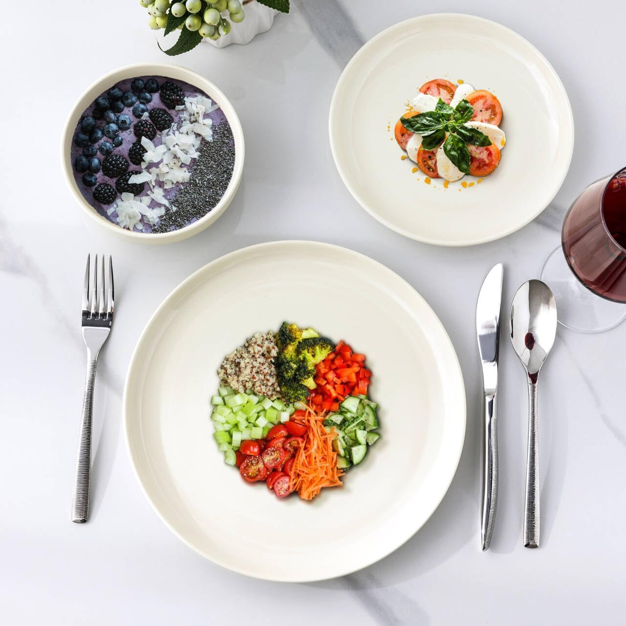 Premium Ceramic Dinnerware Set - 4-Piece Perfect for Daily Use Special Occasions