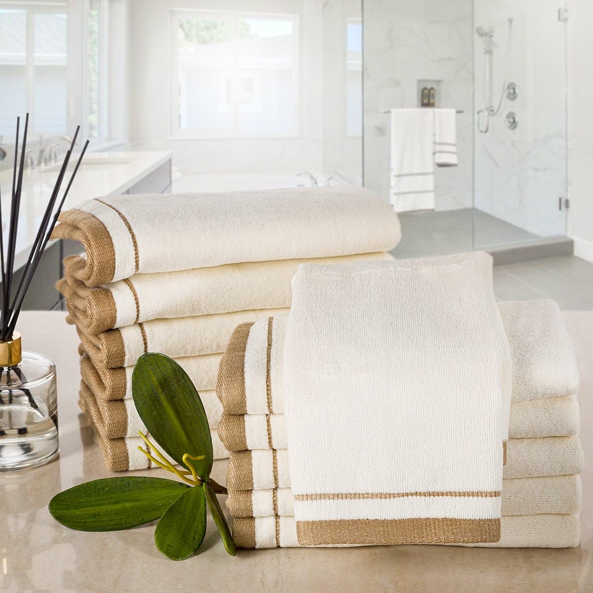Creative Scents 12-Pack of 11x18 Cotton Velour Fingertip Towels