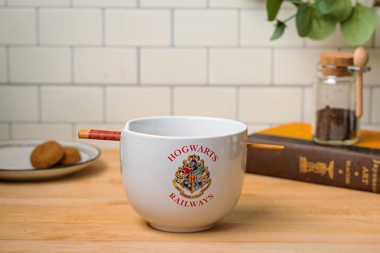 Silver Buffalo Hogwarts Railways Harry Potter Ceramic Ramen Rice Bowl with Chopsticks