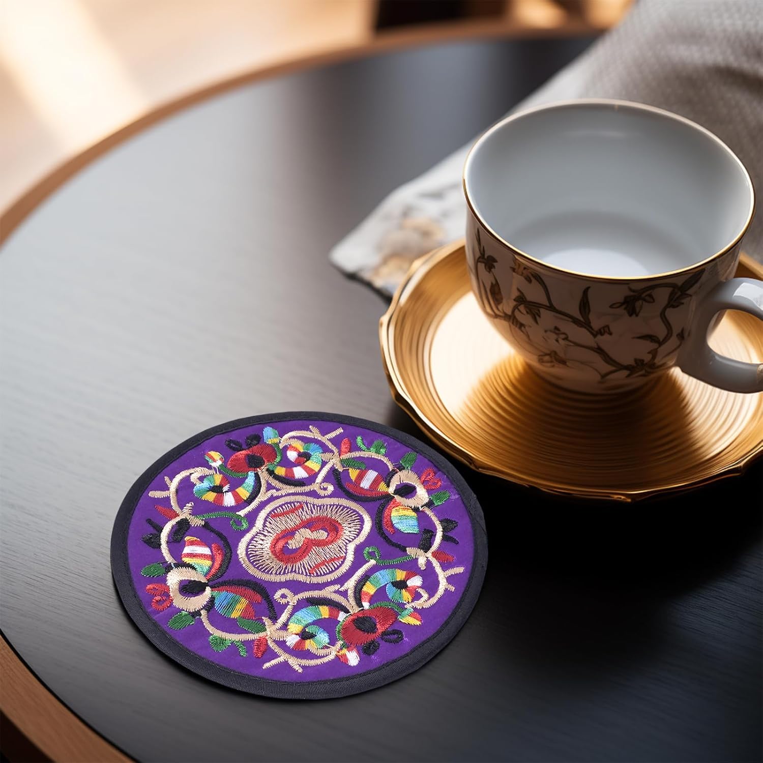Chic 10-Piece Bar Coasters for Hosting