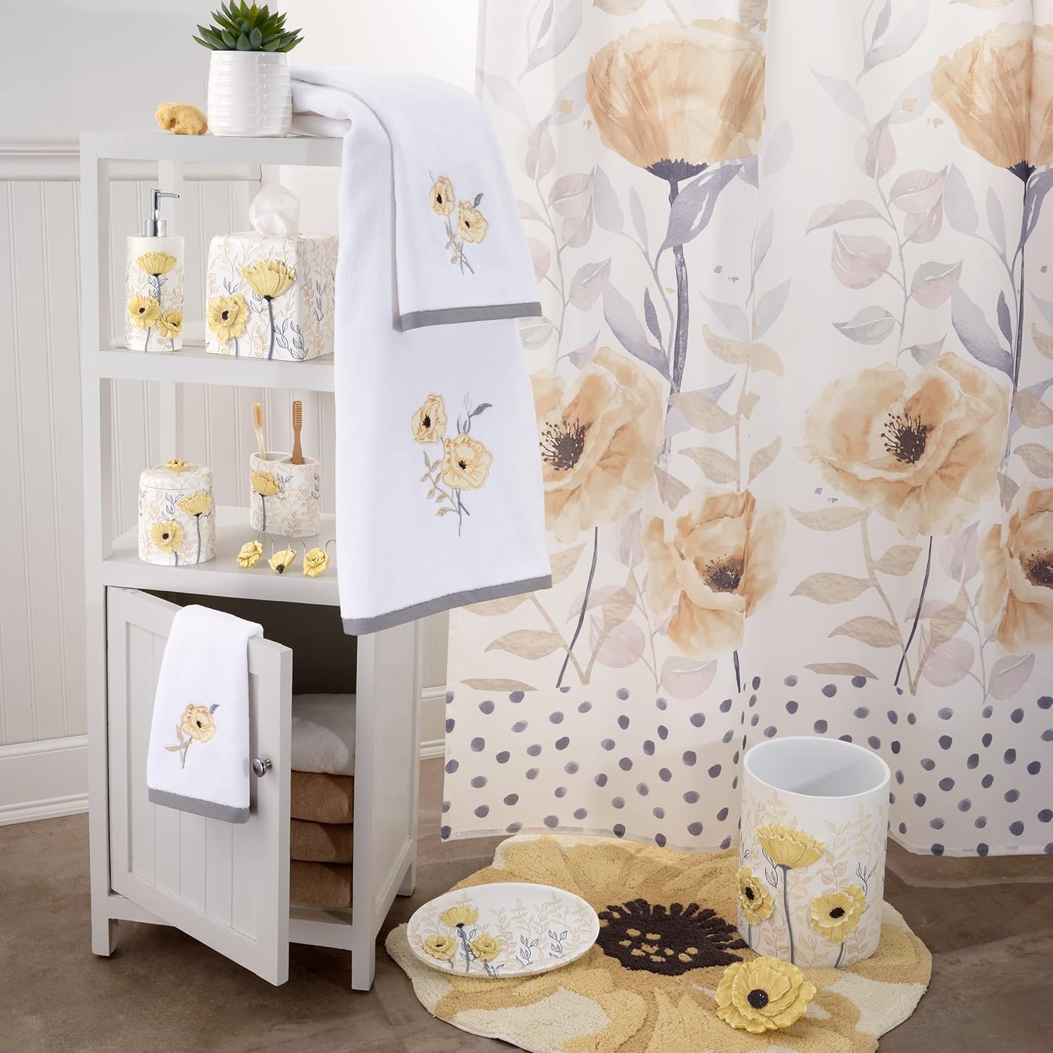 Fingertip Towels Set from Avanti Linens