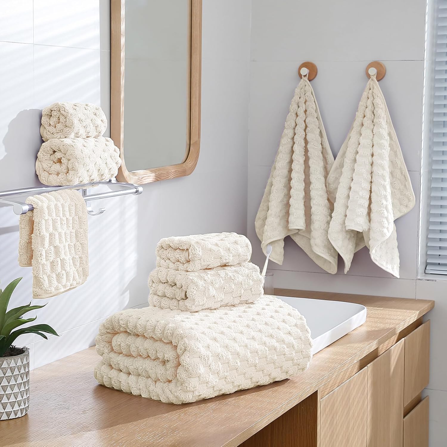 Luxe Extra Large Bath Towel Set for Home Sponsored by NALIVO