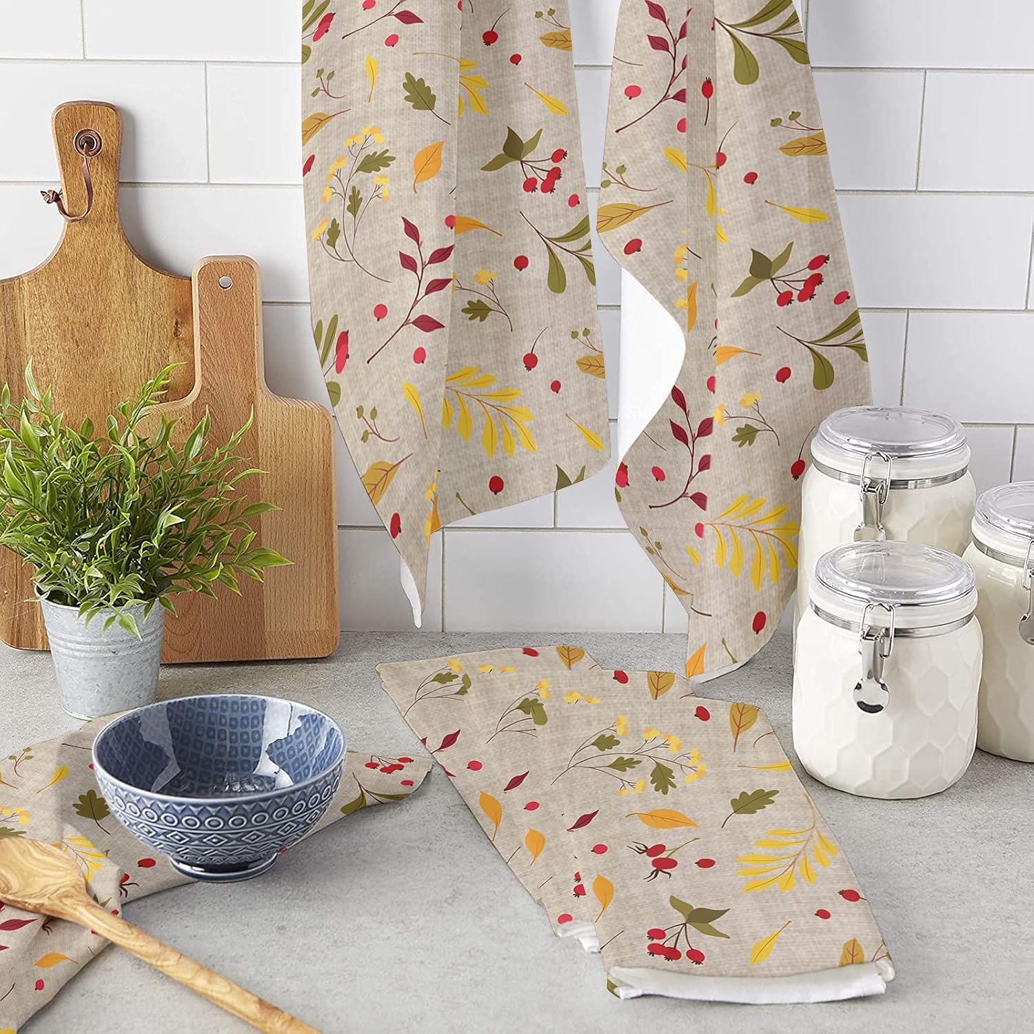 Sleek Microfiber Kitchen Towels Set Durable Absorbent for Quick Drying