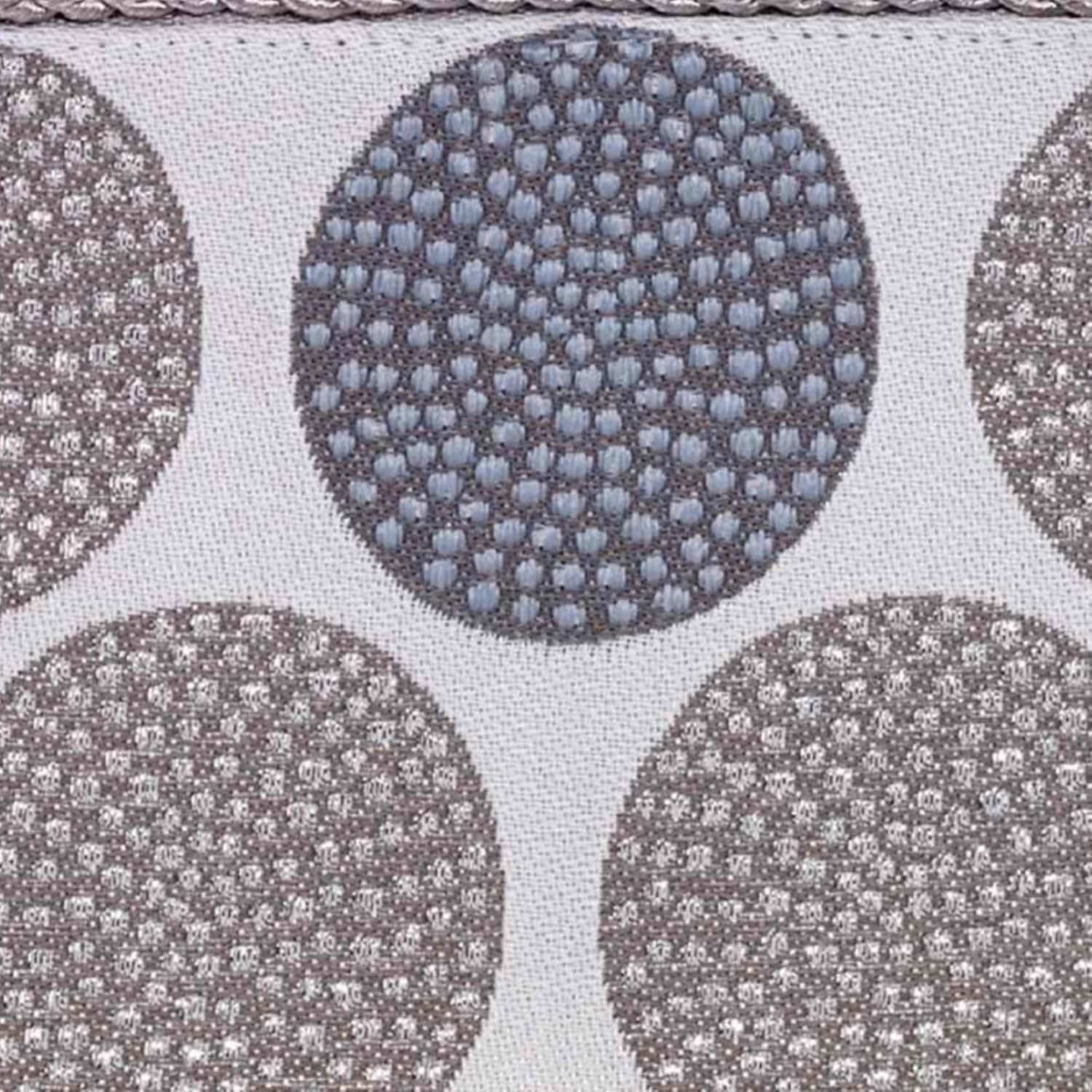 Nickel-Plated Fingertip Towel Soft-absorbent cotton with Dotted Circles DesignIRI