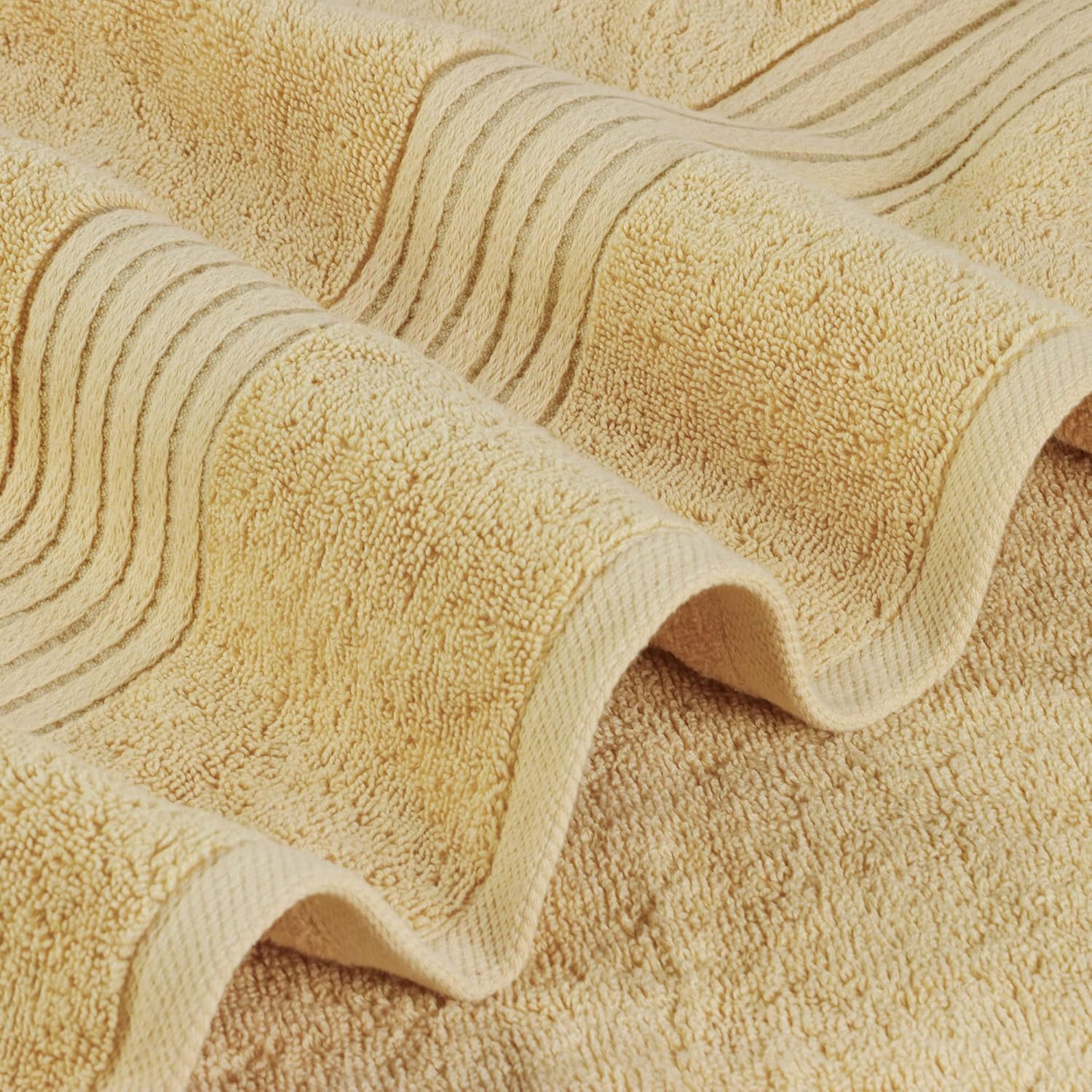 Utopia 4-Pack Bath Towels Set 27x54