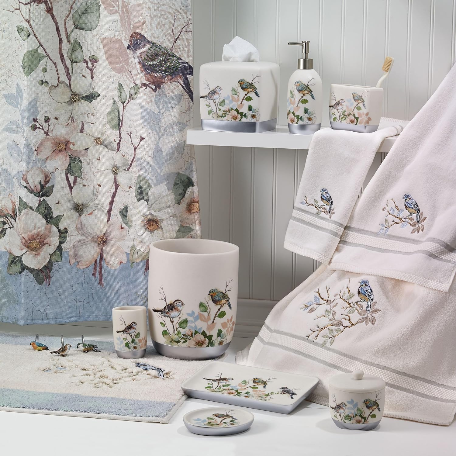 Avanti Linens Love Nest Collection Ivory Fingertip Towel Small