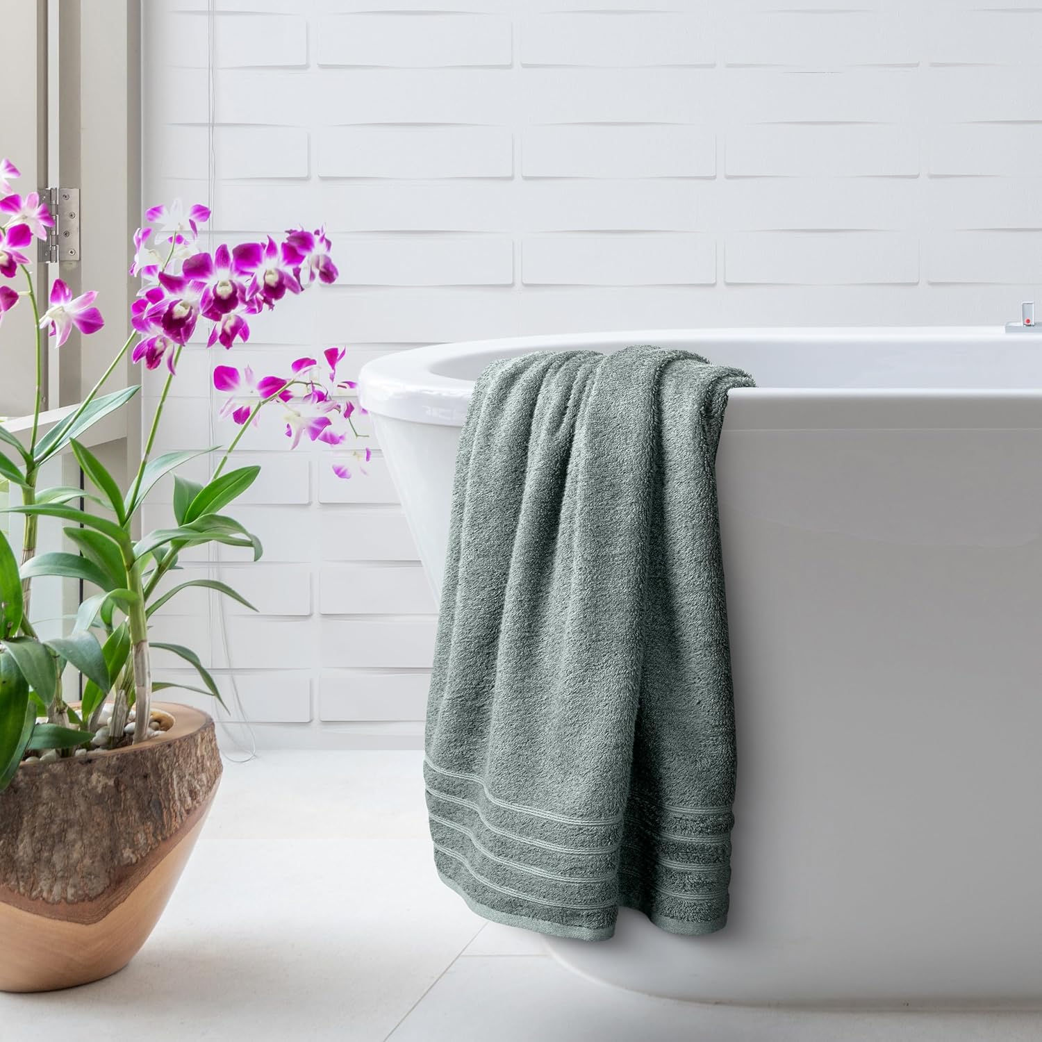 Avalon Towels 4 Set of Super Soft Bath Towels